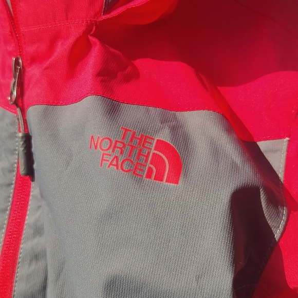 The North face women's pink, gray, hoodie jacket medium - Picture 3 of 7